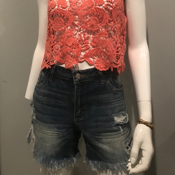 Women’s Denim shorts/ Distressed jean shorts Sz Lg - Picture 5 of 8